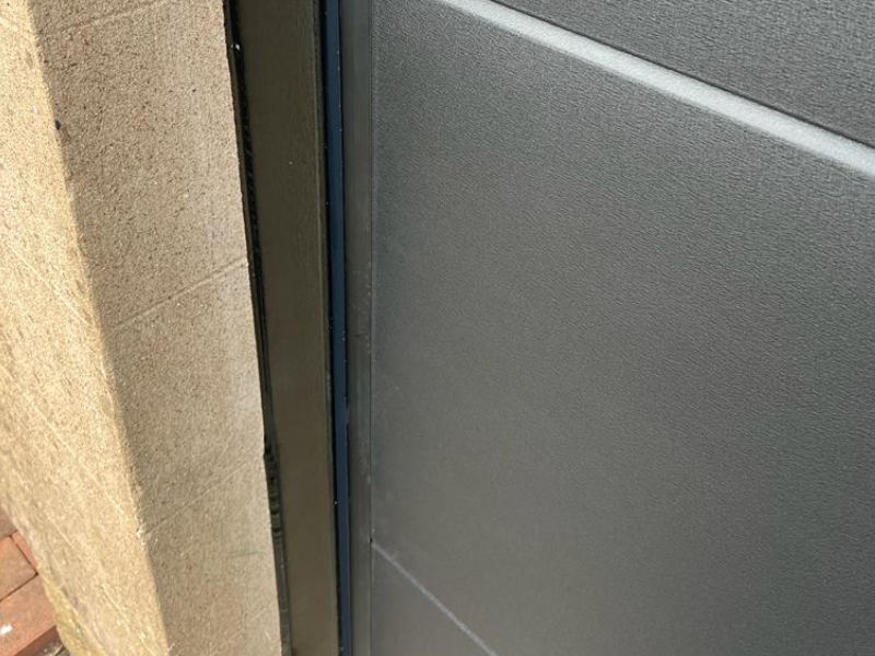 Automatic Sectional Garage Door Finish